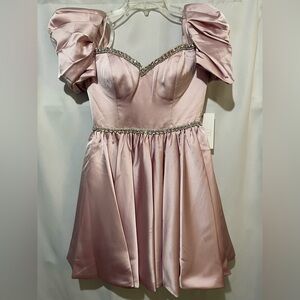 Mac Duggal Blush Pink Formal Cocktail Party Dress Rhinestone Trim Size 6 NWT